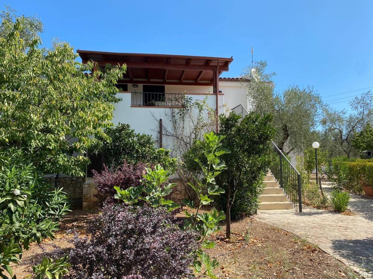 Agriturismo I Tesori Del Sud Vieste, Puglia Exterior photo